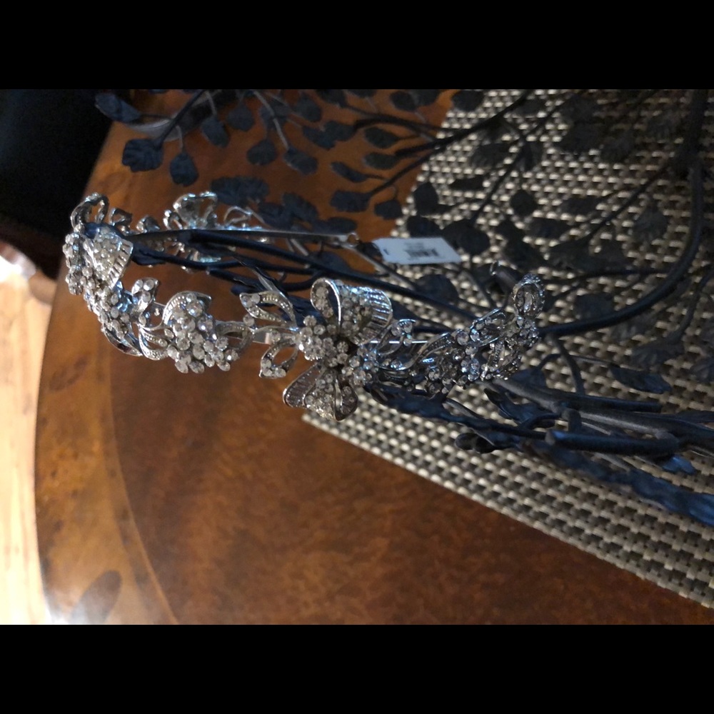 Mima Silver Rhinestone Tiara - Picture 4 of 8